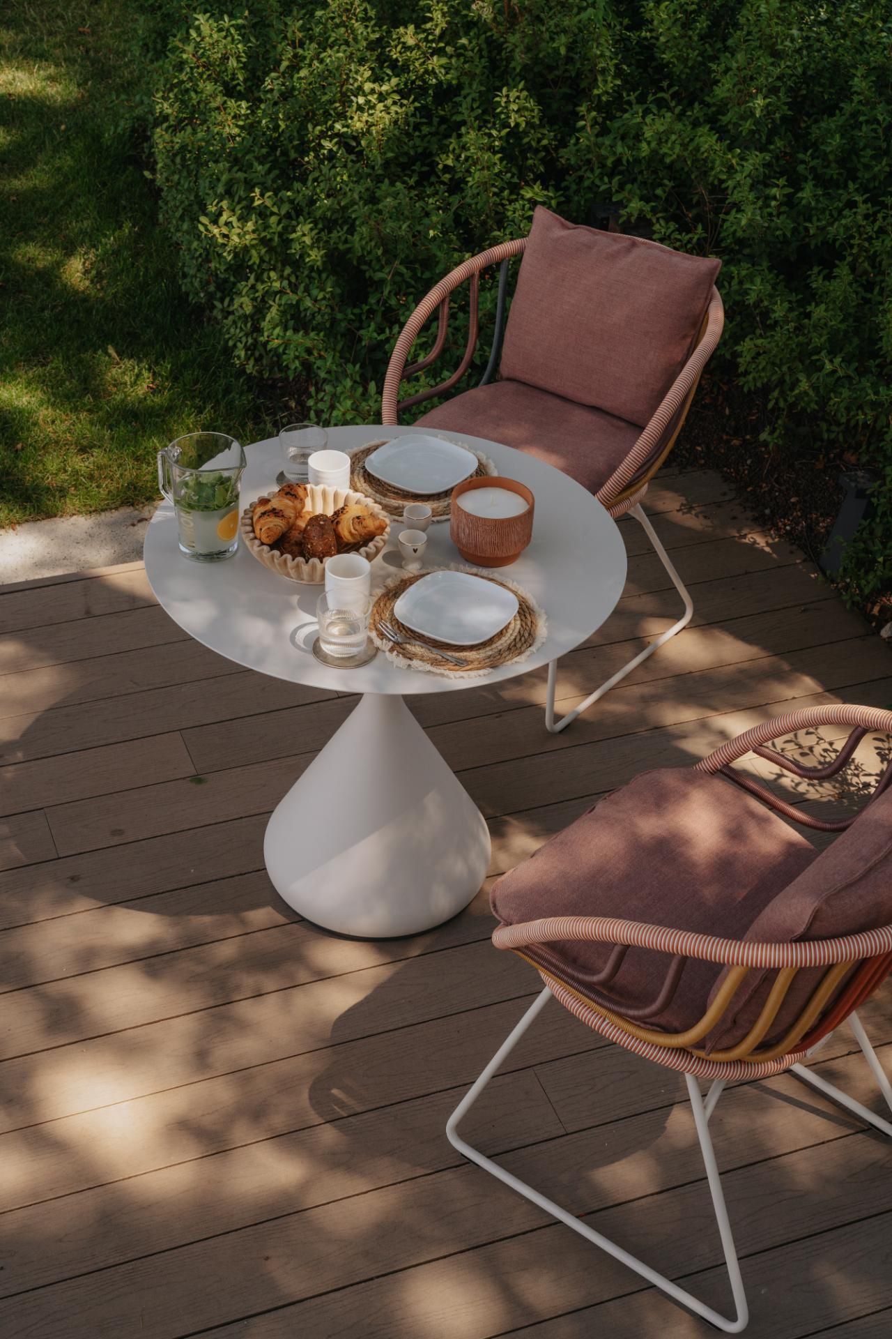 Vakmanschap outdoor meubelen bella living