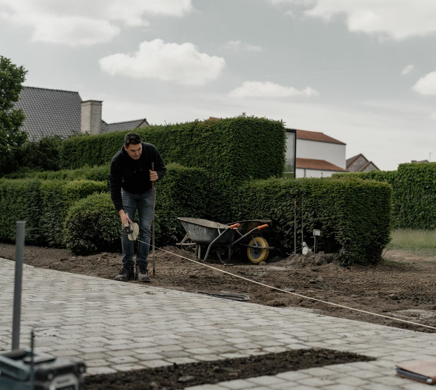 Verzorgde oprit bij creemers buitenprojecten e1725269735814